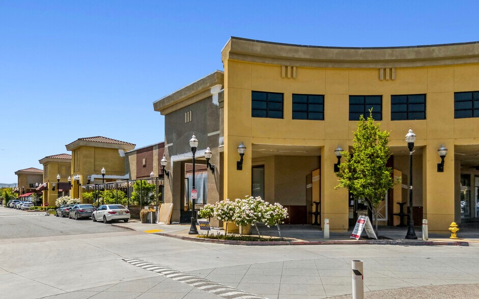 More Photos Of 969 Story Rd, San Jose General Retail For Sale