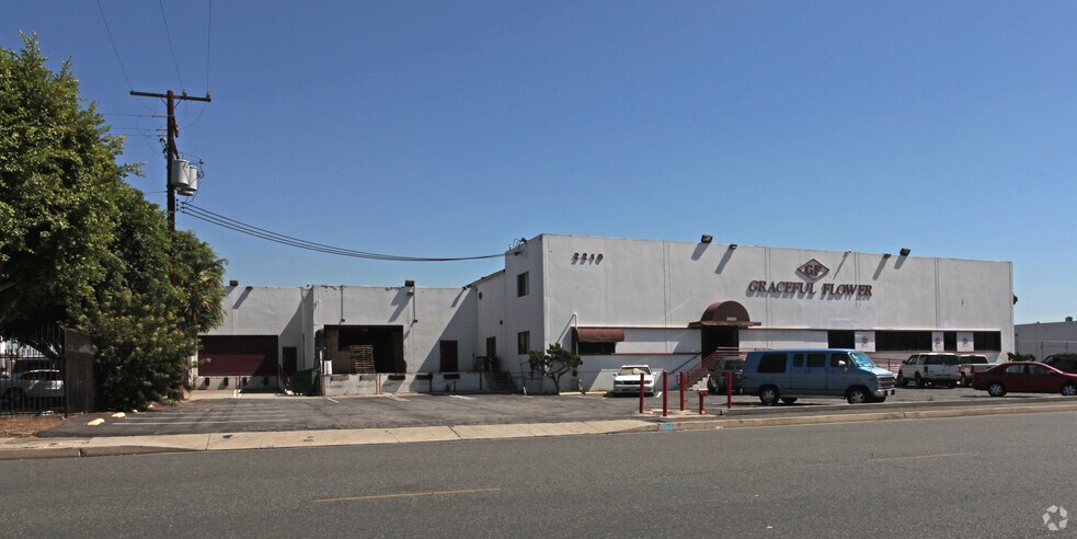 More Photos Of 2210 Davie Ave, Commerce Warehouse For Lease