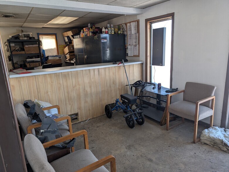 More Photos Of 1100 Weise St, Green Bay Auto Dealership For Sale