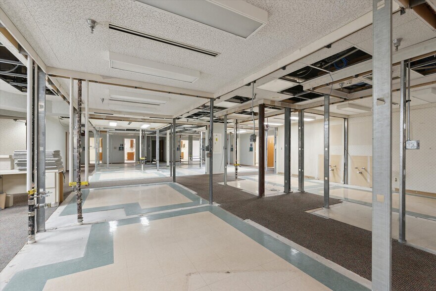 More Photos Of 3740 W Sylvania Ave, Toledo Medical For Sale