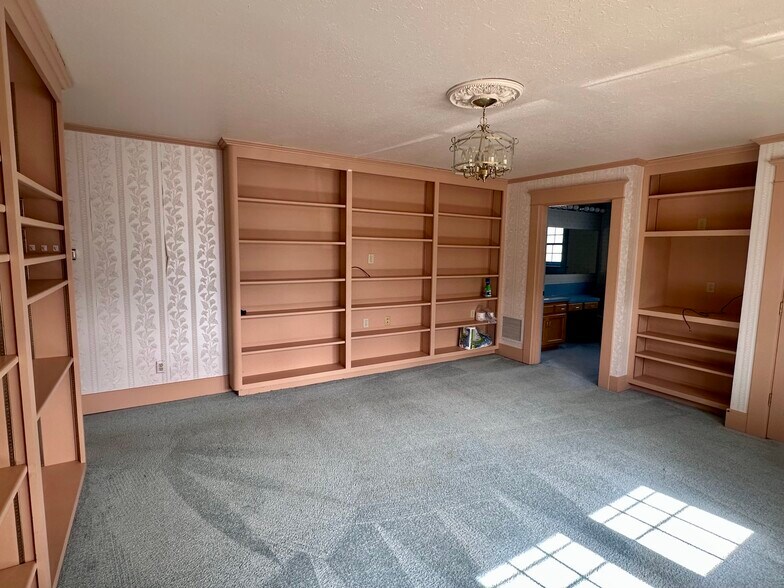 More Photos Of 520 3rd ave, Albany Office For Lease