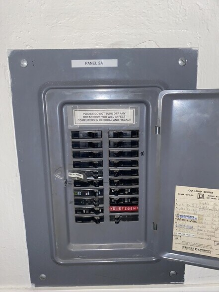 More Photos Of 420 E Laurel St, Willows Office Residential For Sale