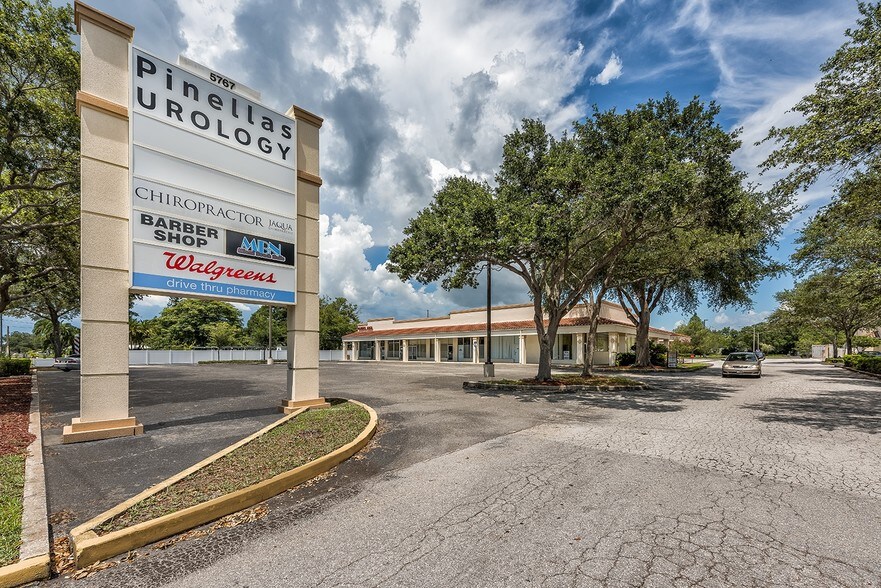 More Photos Of 5747 38th Ave N, Saint Petersburg Freestanding For Lease