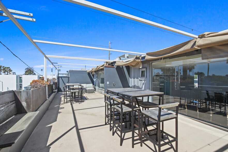 More Photos Of 1201-1291 Electric Ave, Venice Loft Creative Space For Lease