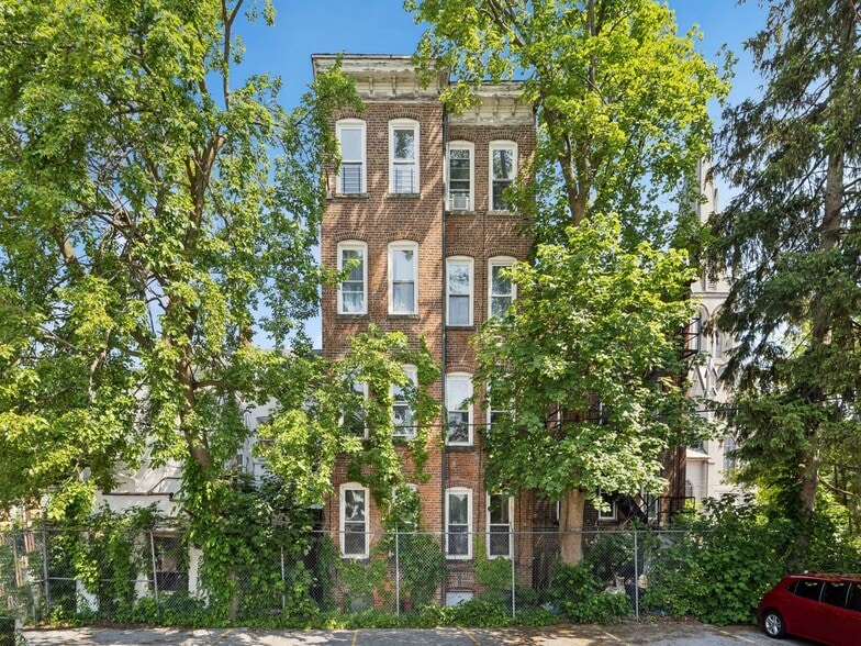 More Photos Of 123 3rd St, Newburgh Apartments For Sale