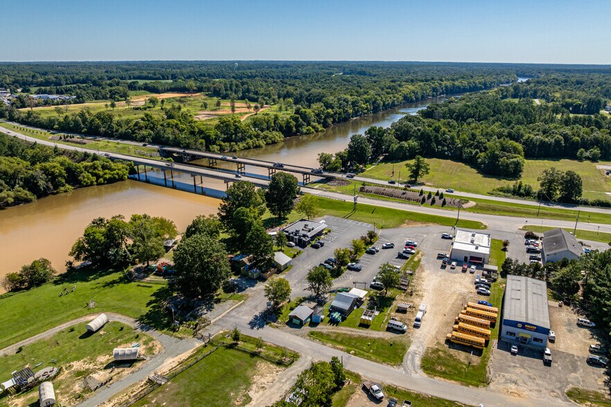 More Photos Of 100 S Main St, Lillington Restaurant For Sale