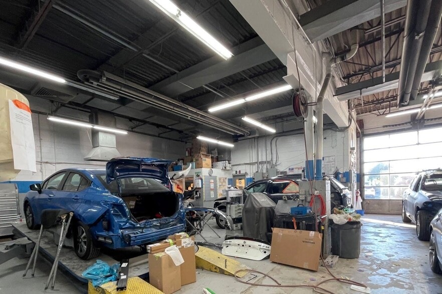 More Photos Of 9 Van Zant St, Norwalk Auto Repair For Sale