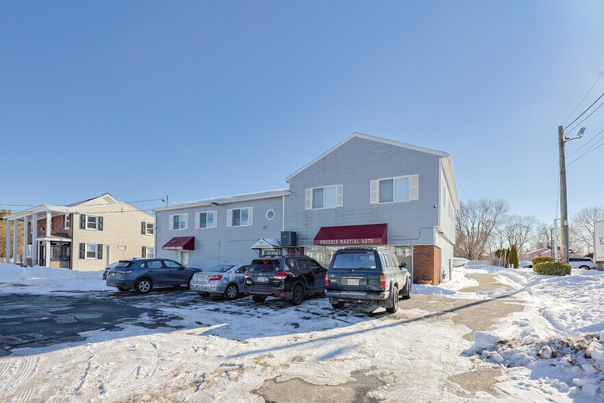 More Photos Of 310-312 Wilbur Ave, Swansea Office For Sale