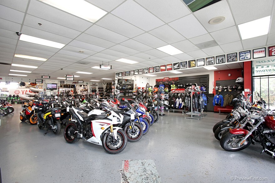 More Photos Of 630 Bay Blvd, Chula Vista Warehouse For Lease