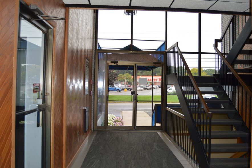 More Photos Of 500 Clark Rd, Tewksbury Medical For Sale