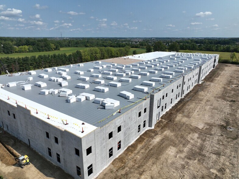 More Photos Of 11500 E 146th St, Noblesville Unknown For Lease