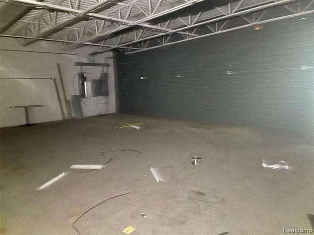 More Photos Of 301 S Oakwood, Detroit Warehouse For Sale