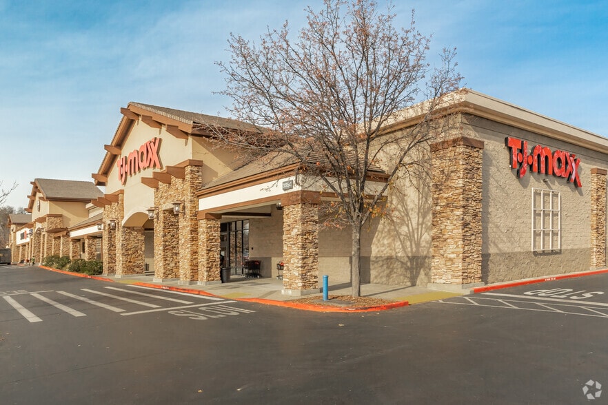 More Photos Of 3955-3979 Missouri Flat Rd, Placerville Unknown For Lease