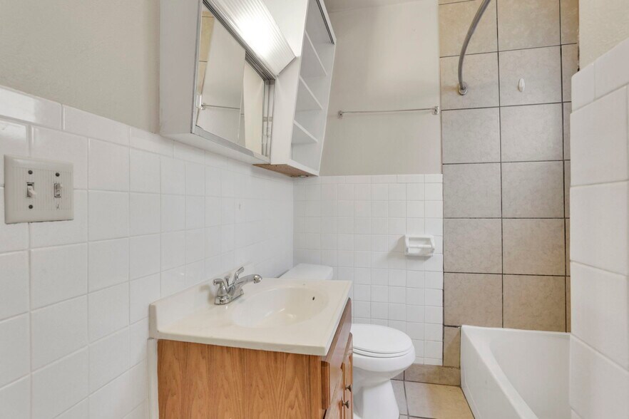 More Photos Of 27 W 8th Ave, Columbus Apartments For Sale
