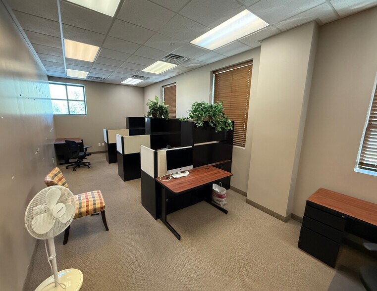 More Photos Of 408-454 W 800 N, Orem General Retail For Sale