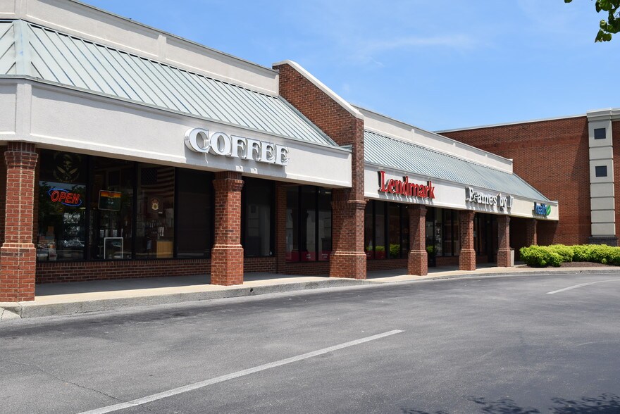 More Photos Of 2136-2196 Gallatin Pike N, Madison Storefront For Lease