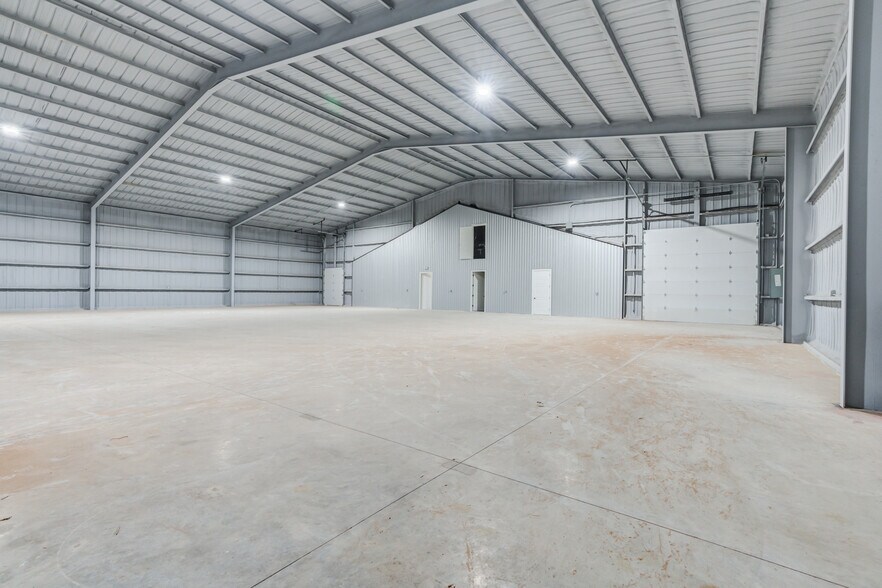 More Photos Of 3913 County Road 1350, Lubbock Industrial For Sale