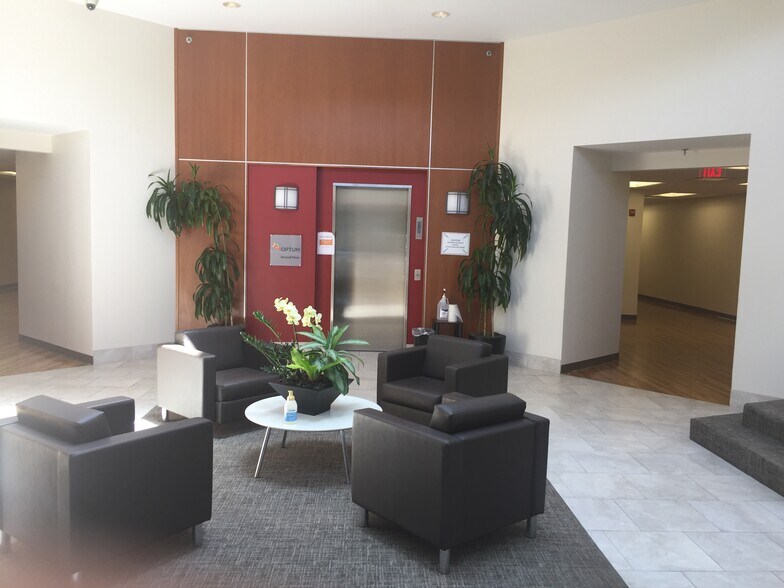 More Photos Of 2500 Monroe Blvd, Norristown Office For Lease