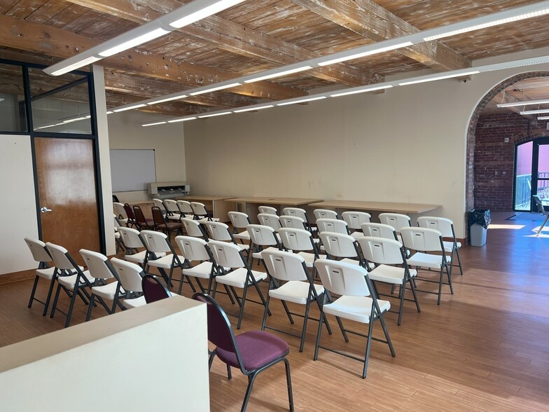 More Photos Of 304 Linwood Rd, Kings Mountain Warehouse For Sale