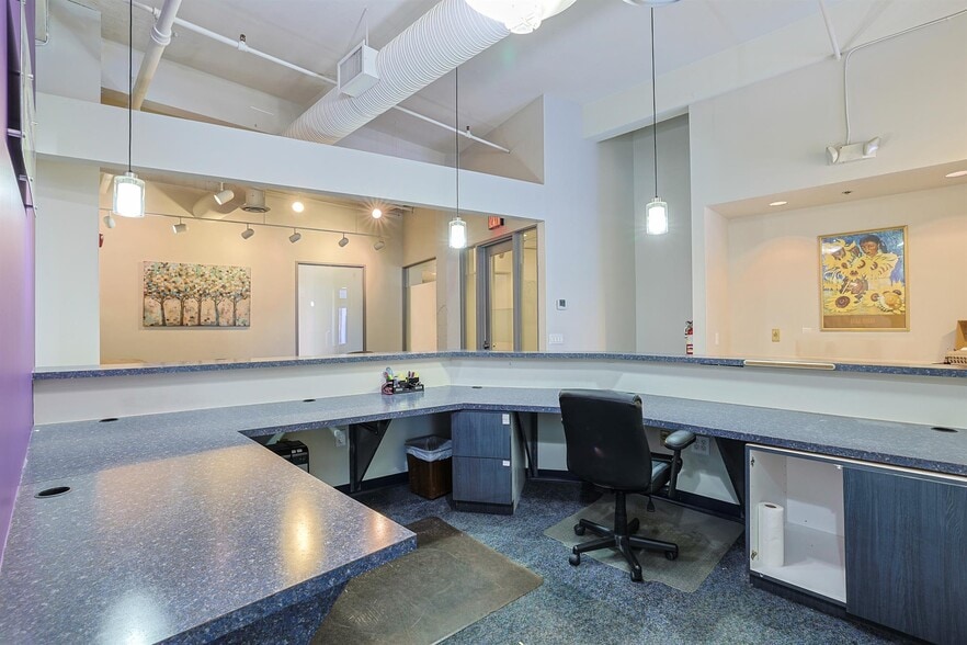 More Photos Of 817 Main St, Cincinnati Office Residential For Sale