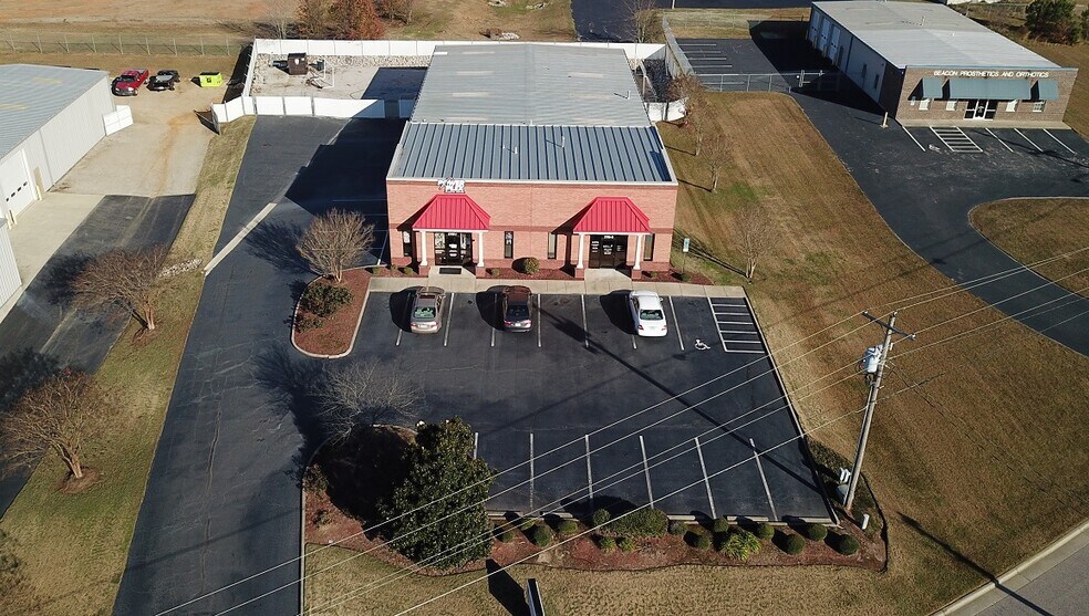 More Photos Of 2708 Wooten Blvd SW, Wilson Light Distribution For Sale