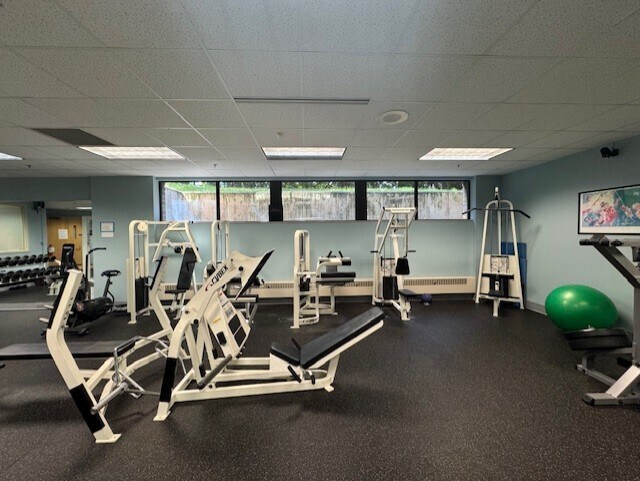 More Photos Of 1684 Woodlands Dr, Maumee Office For Sale