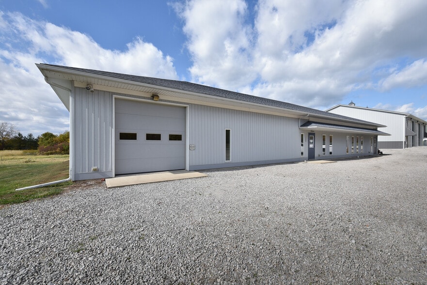 More Photos Of 1200 S Hartshorn Rd, Lakeside Marblehead Warehouse For Sale