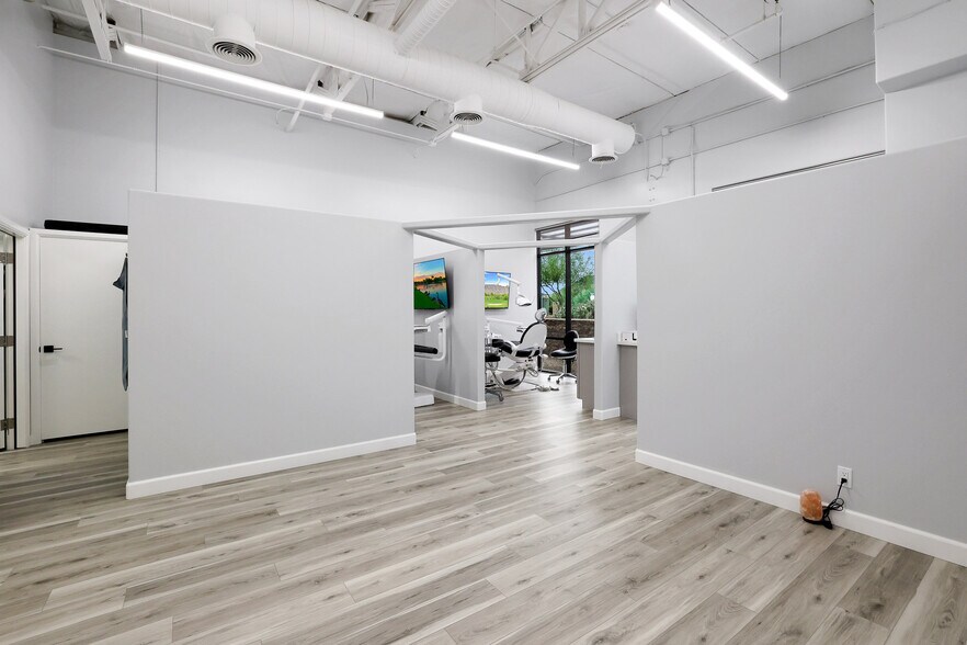 More Photos Of 33777 N Scottsdale Rd, Scottsdale Medical For Lease