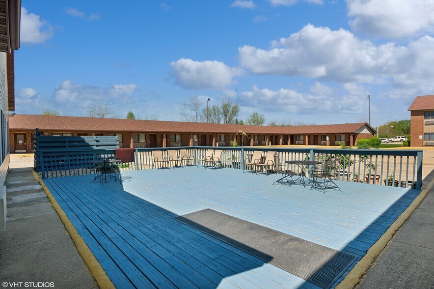 More Photos Of 1731 S State Route 127, Greenville Hotel For Sale