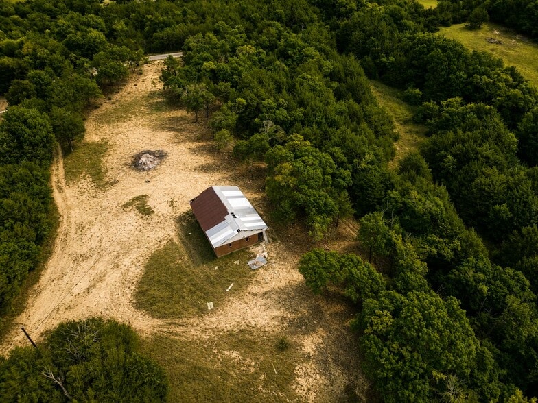 More Photos Of 1264 Red Moore rd, Whitewright Specialty For Sale