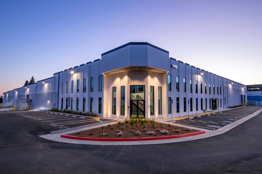 Primary Photo Of 12450 Foothill Blvd, Sylmar Warehouse For Lease