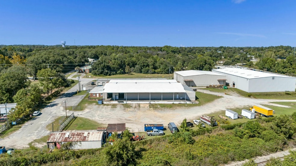 More Photos Of 1305 Dunbar Rd, Cayce Service For Lease