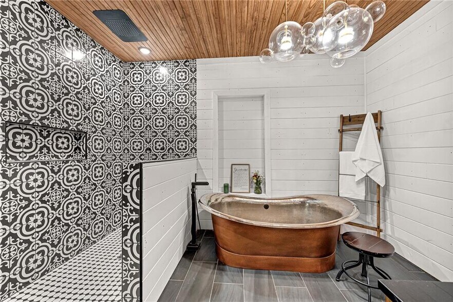 More Photos Of 510 E Madison Ave, Berryville Religious Facility For Sale