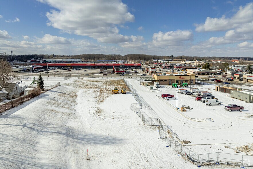 More Photos Of 971 N West Ave, Jackson Fast Food For Sale