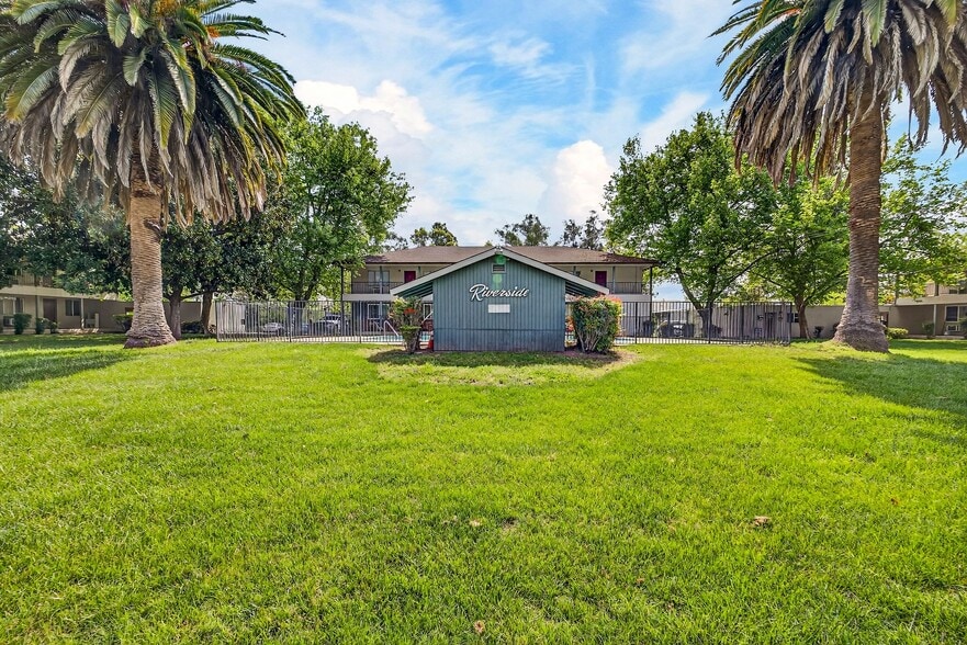 More Photos Of 161-261 Cohasset Ln, Chico Apartments For Sale