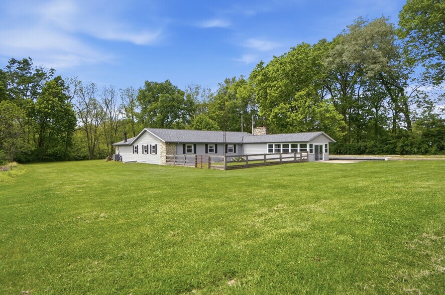 More Photos Of 2996 Millville Shandon Rd, Hamilton Specialty For Sale