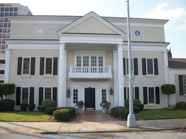 More Photos Of 241 3rd St, Macon-Bibb Medical For Lease