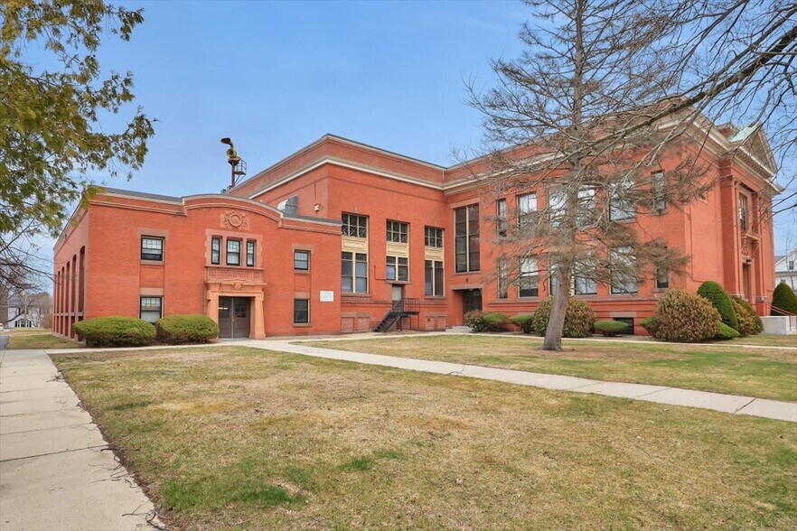 More Photos Of , Springfield Multifamily For Sale