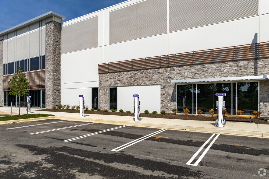 More Photos Of 750 Progress Way, Gaithersburg Unknown For Lease