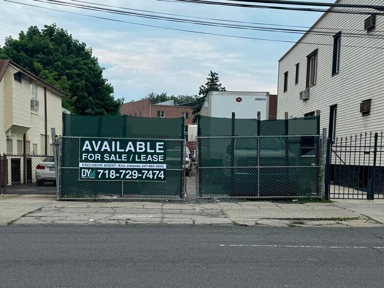 Primary Photo Of 61-20 Metropolitan Ave, Ridgewood Land For Lease