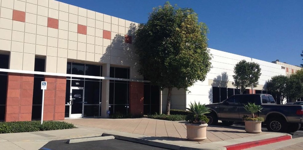 More Photos Of 20918 Bake Pky, Lake Forest Light Distribution For Sale