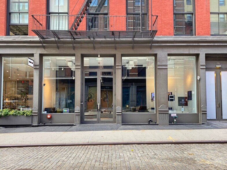 More Photos Of 14-18 Crosby St, New York Apartments For Lease