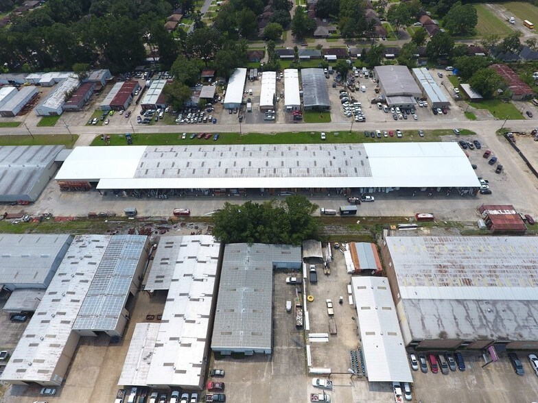 More Photos Of 11765 Darryl Dr, Baton Rouge Warehouse For Lease