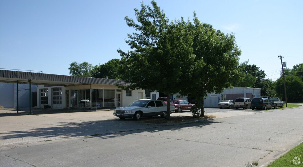 More Photos Of 4225 S Peoria Ave, Tulsa Auto Repair For Sale