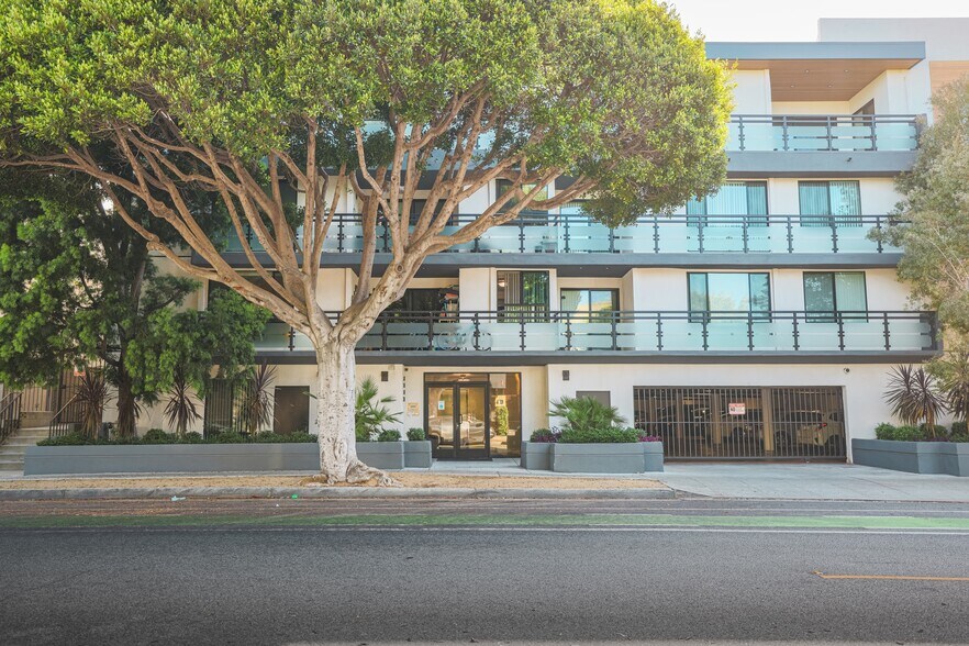 More Photos Of 1115 14th St, Santa Monica Apartments For Sale