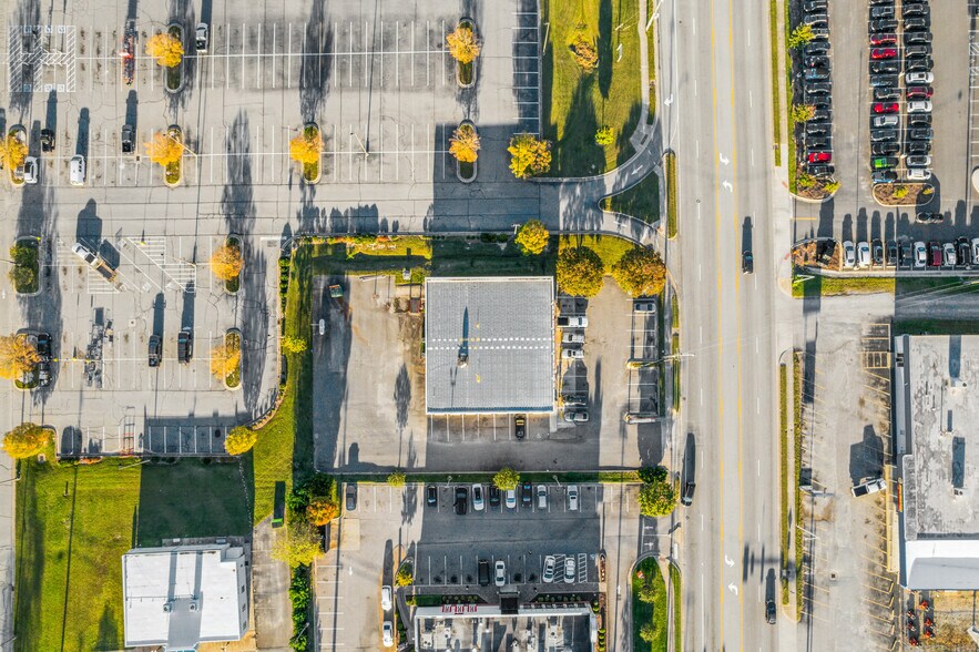 More Photos Of 1280 Armory Dr, Franklin Freestanding For Sale