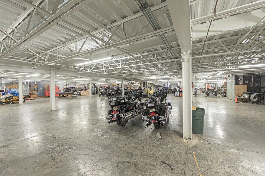 More Photos Of 219 E White Horse Pike, Galloway Health Club For Sale