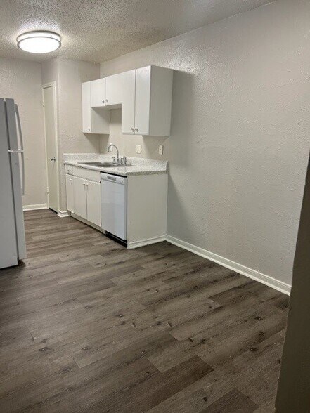 More Photos Of 2912 N Beaton St, Corsicana Apartments For Sale