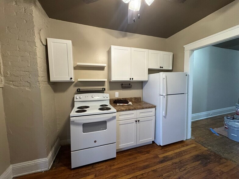More Photos Of 903 Luttrell St, Knoxville Apartments For Sale