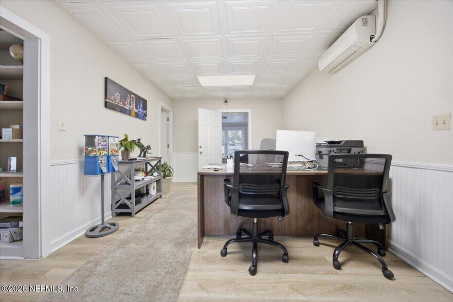 More Photos Of 3365 St Augustine Rd, Jacksonville Office Residential For Lease